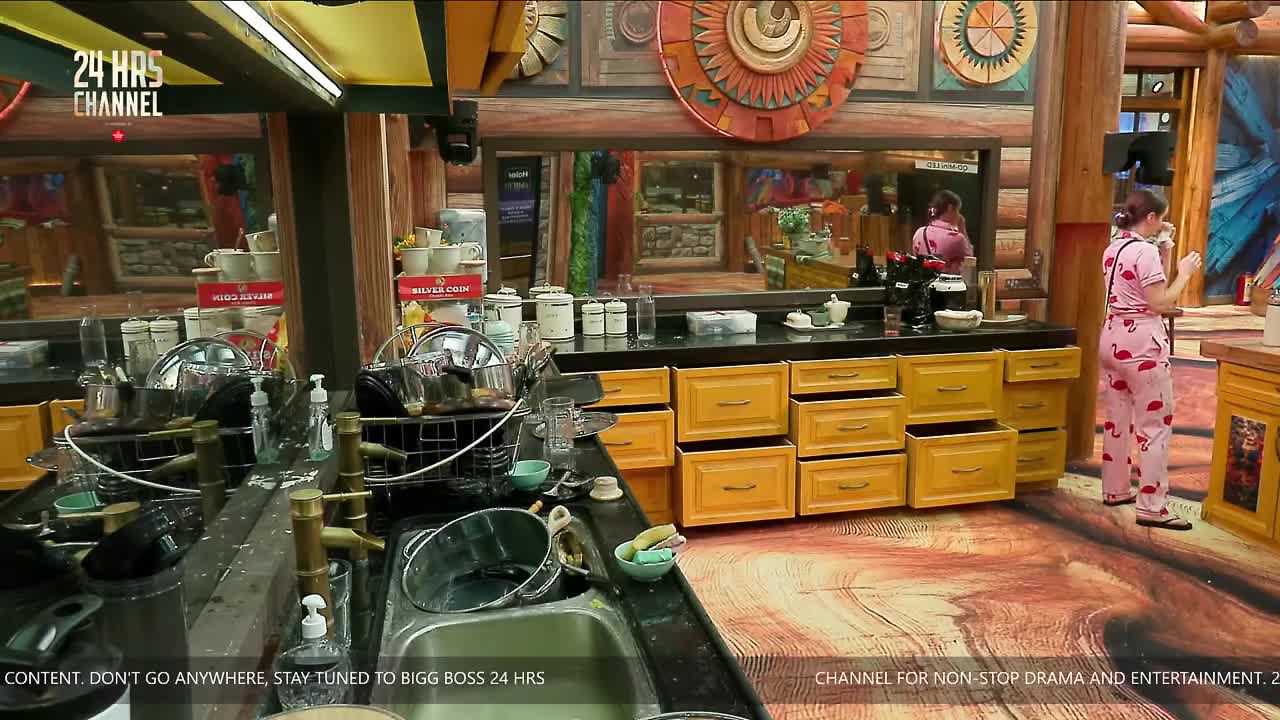 Bigg Boss S19 Hour (23 - 00) 06 Sep 2025