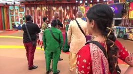Bigg Boss Telugu (Star Maa) S09 E02 BBTel Day 1: Drama Over Duty