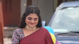 Hochhe Ta Ki (Star Jalsha) S02 E04 Geeta Enjoys the Durga Puja