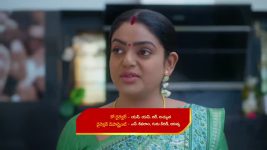 Karthika Deepam S02 E475 Sumithra Confronts Deepa