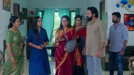 Nuvvunte Naa Jathagaa (Star maa) S01 E186 Mithuna Demands Answers