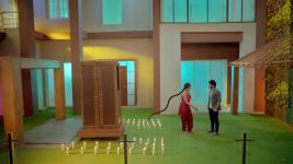 Adhe Kangal S01E240 Piya Challenges Mohini Full Episode