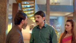 Adhe Kangal S01E318 Pratima Has a Plan Full Episode