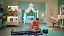 Adhe Kangal S01E35 Piya's Narrow Escape Full Episode