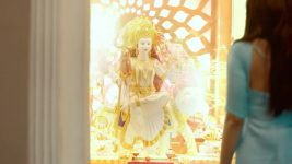 Adhe Kangal S01E55 Piya Faces Mohana Full Episode