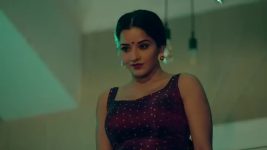 Adhe Kangal S01E87 Mohini's Unexpected Move Full Episode