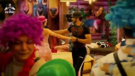 Bigg Boss (Colors tv) S19 E33 BBHin Day 32: Party Hard for Captaincy