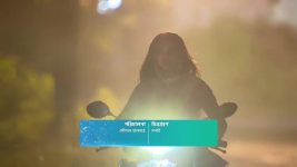 Lokkhi Jhanpi (Star Jalsha) S01 E39 Jhnapi Helps Dip to Flee