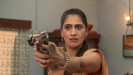Thod Tuz Thod Maz (Star Pravah) S01 E328 Will Gayatri Kill Shailendra?