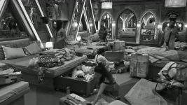 Bigg Boss Tamil S09 E02 BBTam Day 1: Water Woes in the House