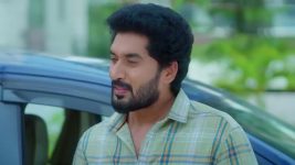 Karthika Deepam S02 E479 Sridhar Encourages Kasi