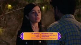 Lapandav (Star Pravah) S01 E35 Sakhi Puts Vikram in Place