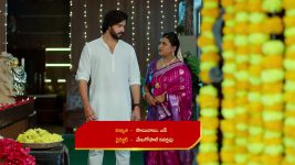 Malli Nindu Jabili S01 E1093 Sujatha Crumbles in Fear