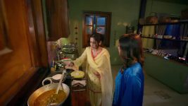Udne Ki Aasha S01 E584 Sayali Begins to Doubt Roshni