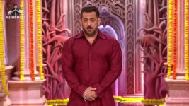 Bigg Boss (Colors tv) S19 E57 BBHin Day 56: Diwali Mela for the Gharwaales!