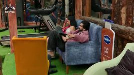 Bigg Boss (Colors tv) S19 E61 BBHin Day 60: Friendship Turns into Fire