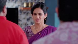 Sadhi Mansa S01 E545 Meera Hires Satyajeet's Cab
