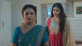 Tharala Tar Mag S01 E940 Will Sayali Protect Pratima?