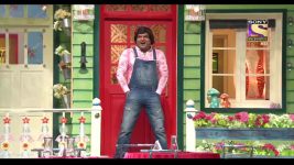 The Kapil Sharma Show S01E34 Rustom's Courtroom Drama In Kapil's Mohalla