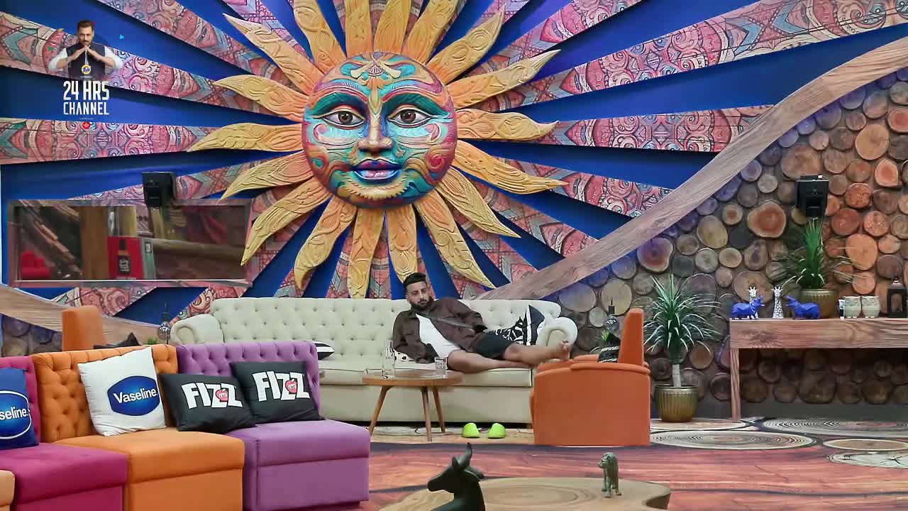 Bigg Boss S19 Hour (11 - 12) 25 Nov 2025