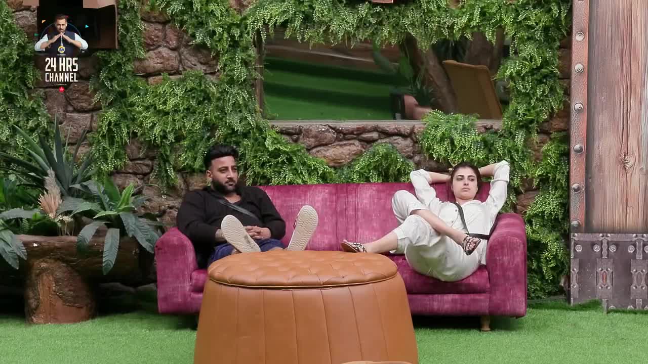 Bigg Boss S19 Hour (12 - 13) 04 Nov 2025