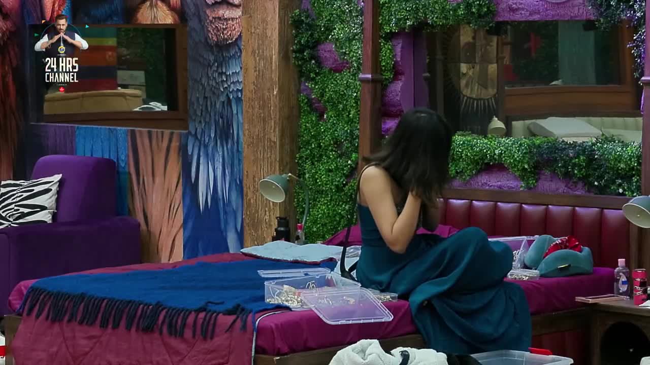 Bigg Boss S19 Hour (13 - 14) 19 Nov 2025