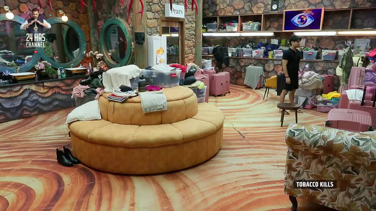 Bigg Boss S19 Hour (14 - 15) 04 Nov 2025