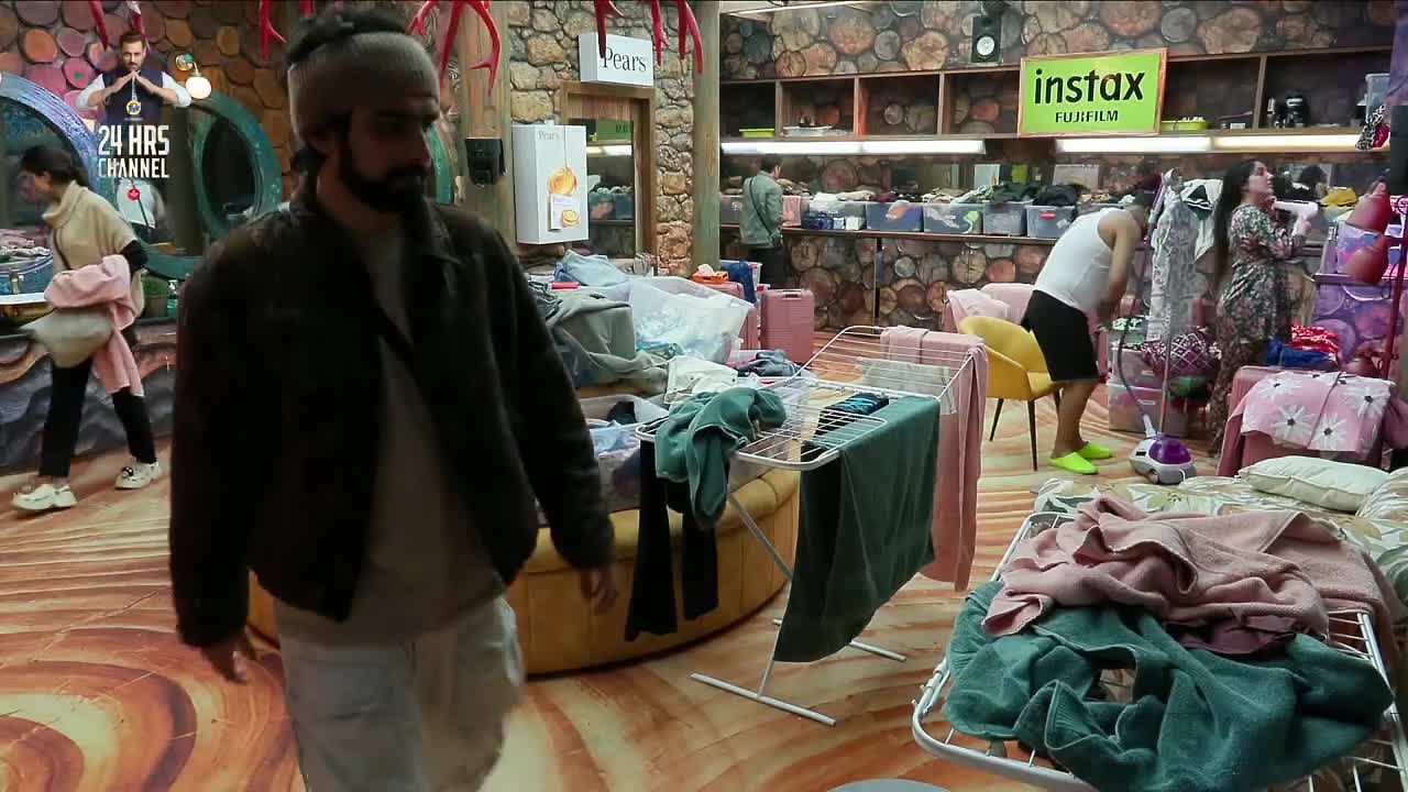 Bigg Boss S19 Hour (14 - 15) 25 Nov 2025