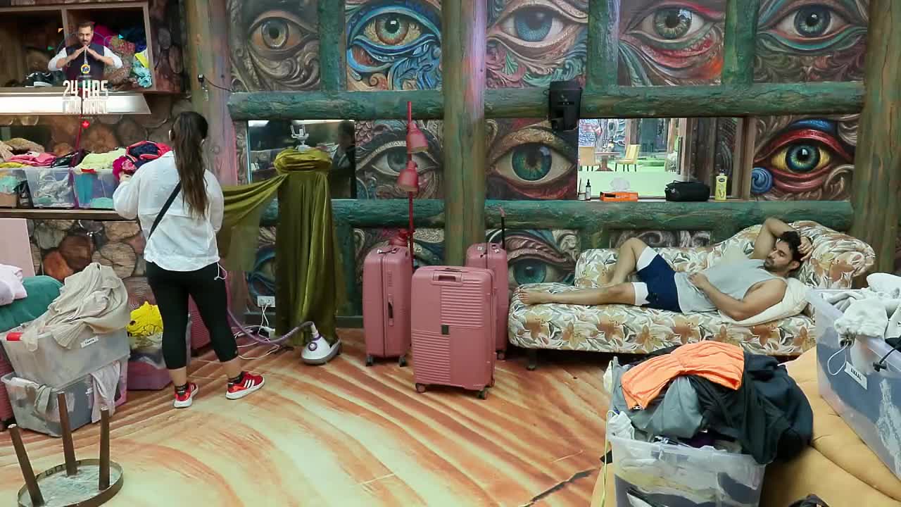 Bigg Boss S19 Hour (15 - 16) 04 Nov 2025