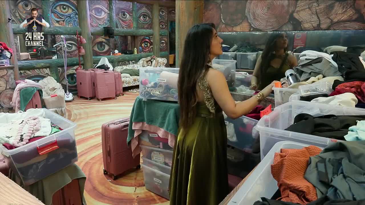 Bigg Boss S19 Hour (18 - 19) 04 Nov 2025