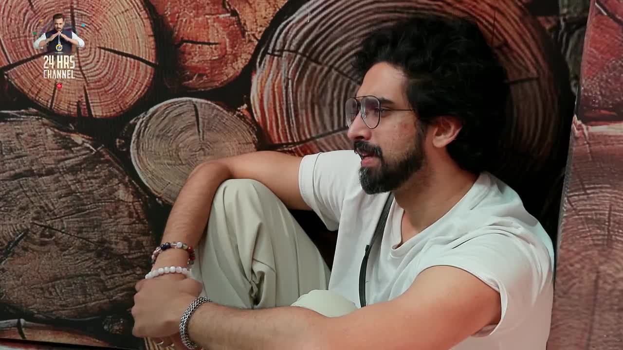 Bigg Boss S19 Hour (21 - 22) 03 Nov 2025