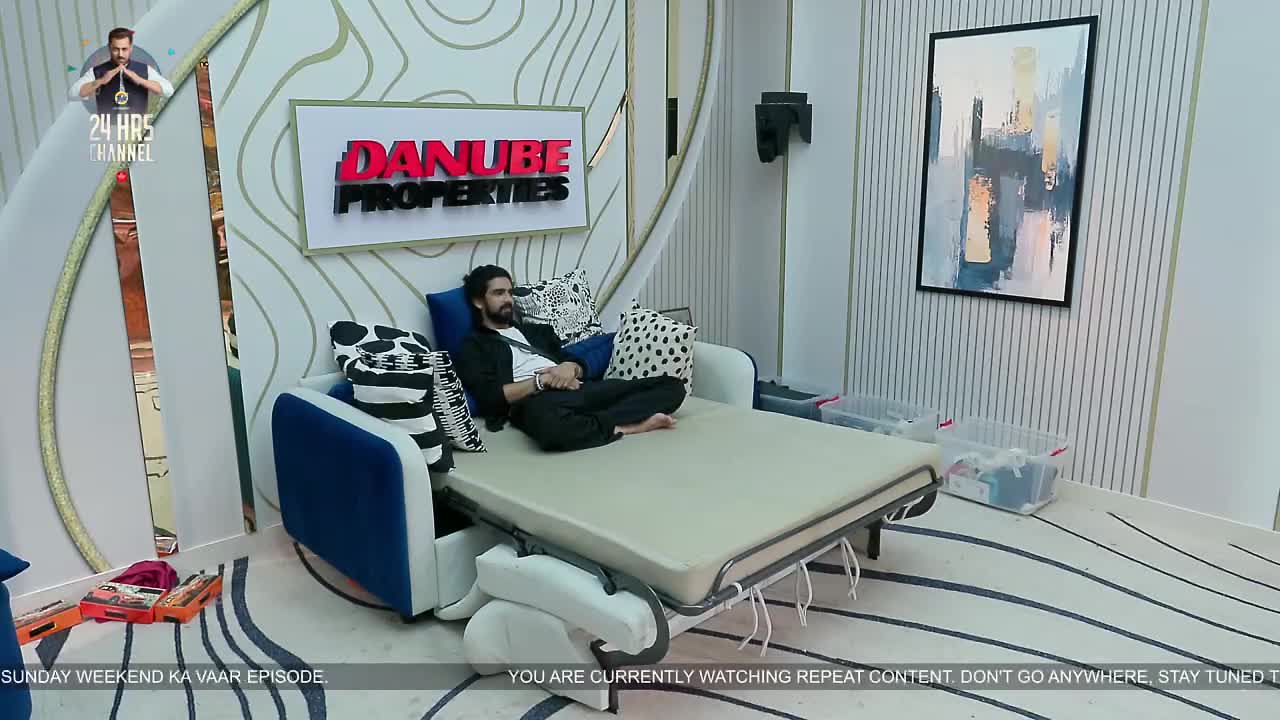 Bigg Boss S19 Hour (21 - 22) 30 Nov 2025