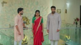 Karthika Deepam S02 E523 Karthik Reunites Swapna, Kasi