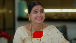 Karthika Deepam S02 E524 Jyotsna Implores Das