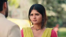 Maana Ke Hum Yaar Nahi Do Ajnabi Ek Safar S01 E25 Krishna Admits His Mistake