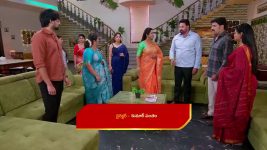 Brahma Mudi S01 E870 Aparna, Indradevi's Playful Tease