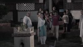Tharala Tar Mag S01 E996 Priya's Desperate Pursuit