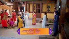 Yed Lagla Premach (Star Pravah) S01 E493 Raaya Stops Uma's Insult