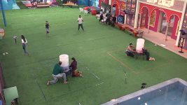 Bigg Boss Kannada S12 E81 BBKan Day 80: Dilemma and Non-stop Drama