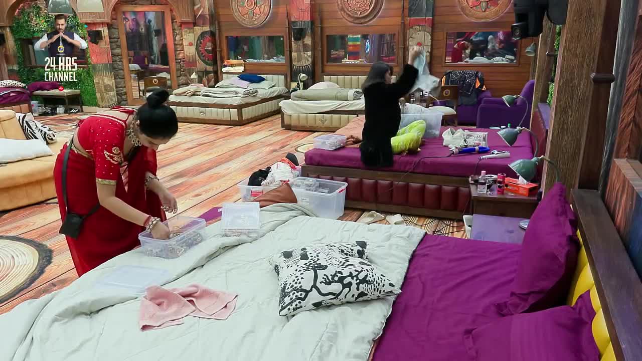 Bigg Boss S19 Hour (15 - 16) 03 Dec 2025