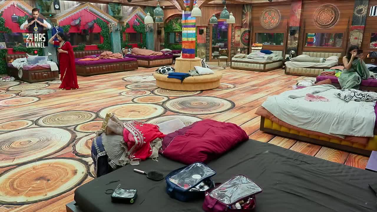 Bigg Boss S19 Hour (16 - 17) 03 Dec 2025