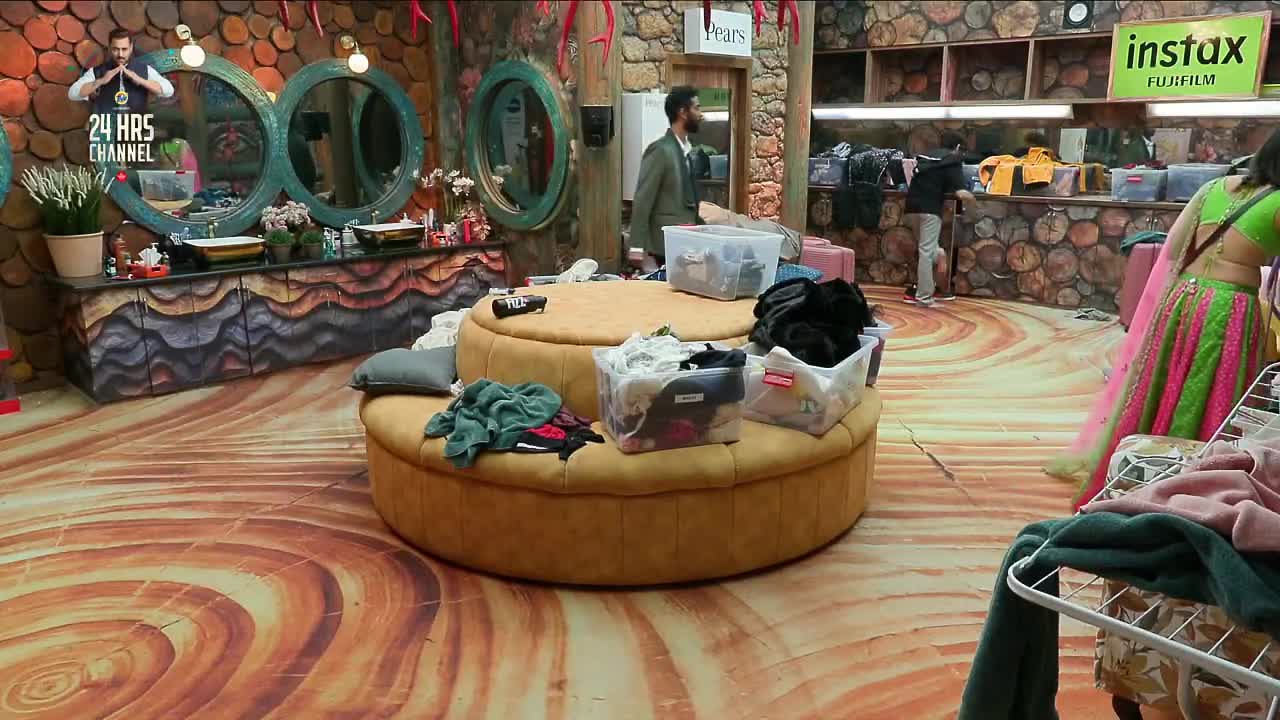 Bigg Boss S19 Hour (22 - 23) 02 Dec 2025