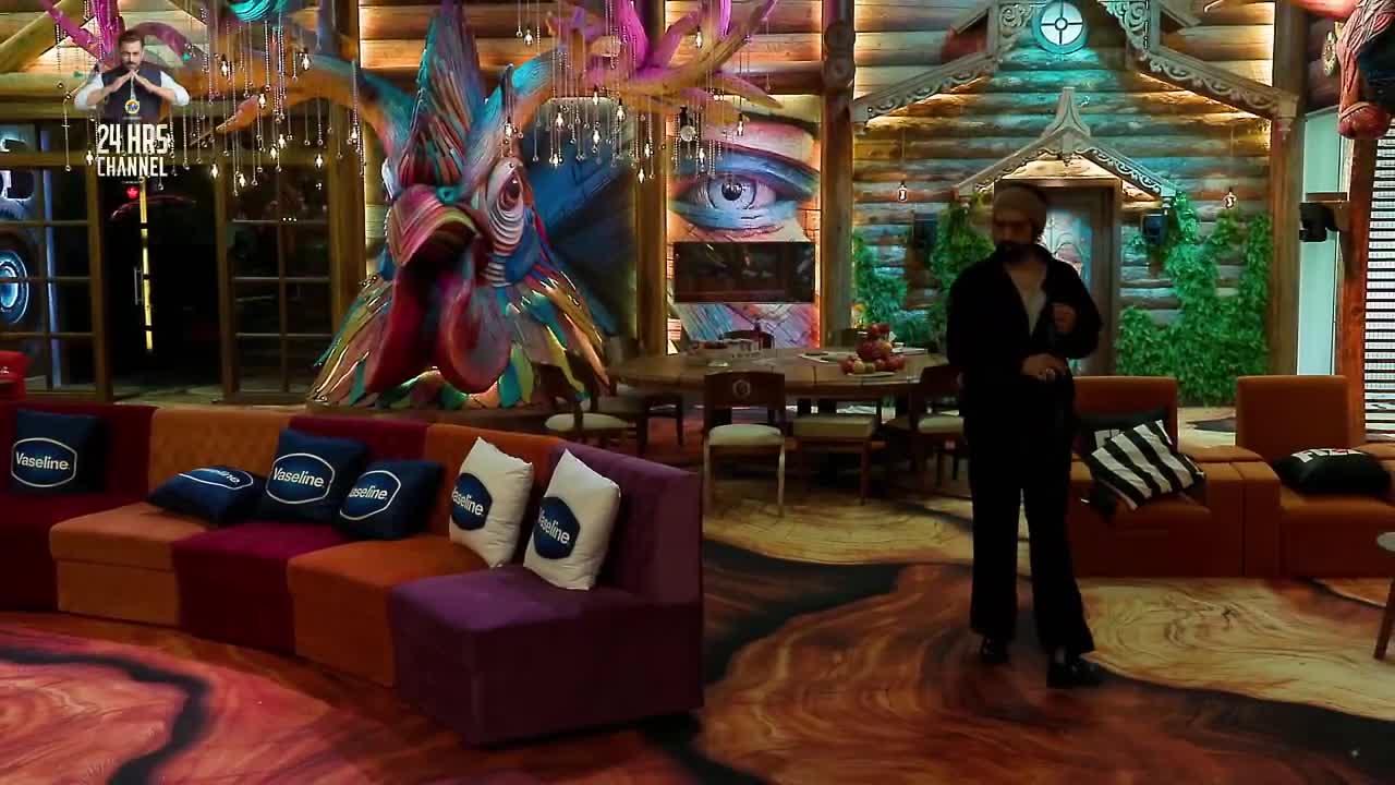 Bigg Boss S19 Hour (23 - 00) 02 Dec 2025
