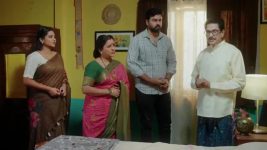 Intinti Ramayanam (Star Maa) S01 E469 Meenakshi in a Bind
