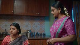 Karthika Deepam S02 E535 Sridhar Gives Kaveri His Word
