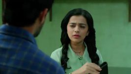Lapandav (Star Pravah) S01 E85 Sakhi Gets a Job