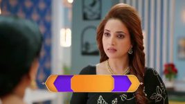 Lapandav (Star Pravah) S01 E87 Sakhi's Efforts For Chawl Kids
