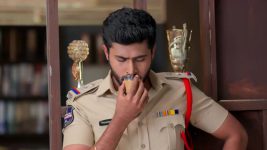 Nuvvu Leka Nenu Lenu S01 E06 Damayanthi's Hidden Strategy