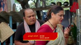 Illu Illalu Pillalu (Star Maa) S01 E357 Prema Fumes at Vishwa
