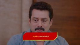 Karthika Deepam S02 E561 Karthik Interrupts Sridhar